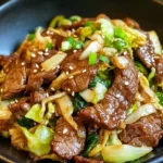 Herzhafter Rindfleisch- und Kohl-Wok für jeden Tag.